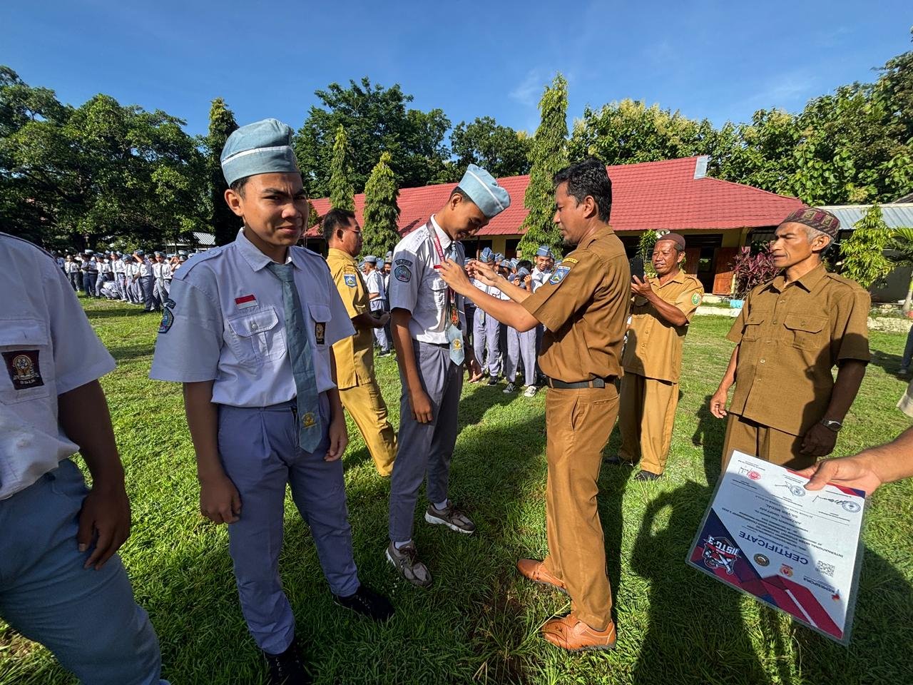 Mengukir Prestasi, Mengharumkan Nama Sekolah, Capaian Non-Akademik Murid SMKN 2 Sumbawa Besar Tahun 2025